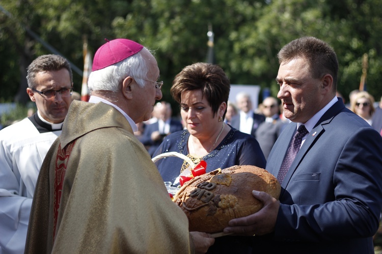 Walewice. Dożynki województwa łódzkiego