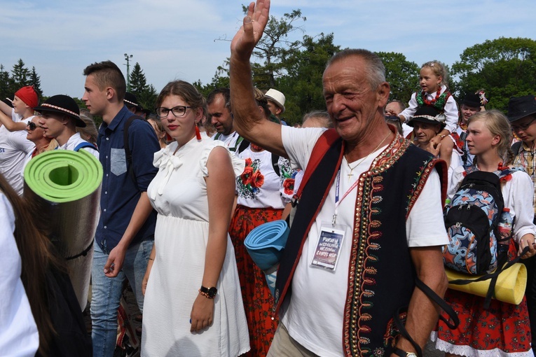 Grupa 19 - wejście