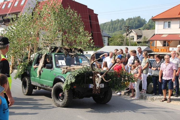 30. Jubileuszowe Dożynki Ekumeniczne w Brennej 2019 - korowód