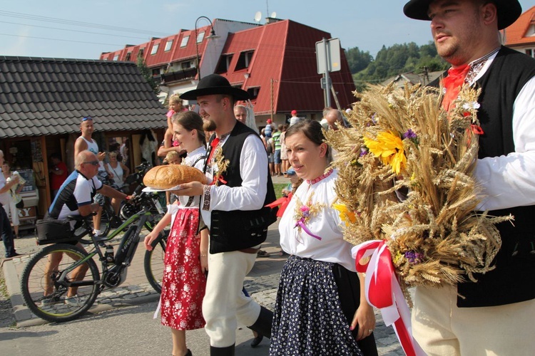 30. Jubileuszowe Dożynki Ekumeniczne w Brennej 2019 - korowód