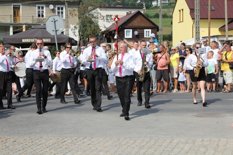 30. Jubileuszowe Dożynki Ekumeniczne w Brennej 2019 - korowód