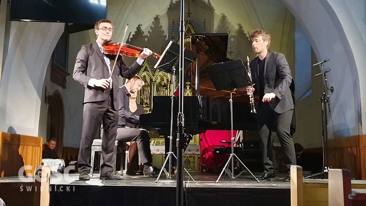 Koncert "Krzyżowa-Music" w Grodziszczu