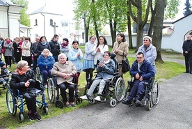 Osoby niepełnosprawne wymagają troski przez całą dobę. 