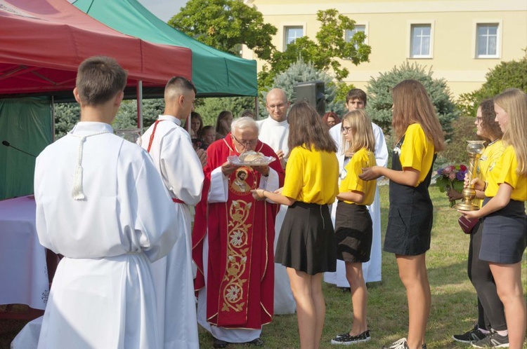 Odpust w parafii pw. św. Bartłomieja Apostoła w Kudowie-Zdroju Czermnej