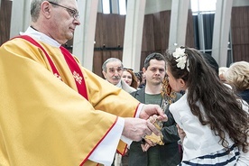 Pierwszym diakonem u nas został Bogdan Sadowski, który  przyjął święcenia  10 lat temu w Magdalence.