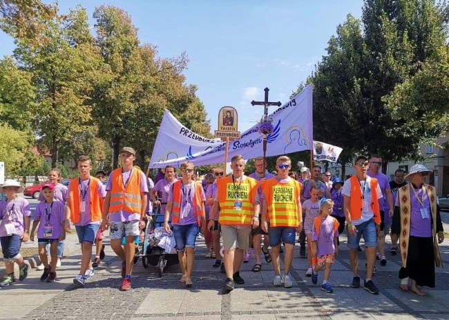 Piesza pielgrzymka z Przedborza na Jasną Górę