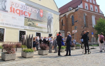 Opole. Wystawa i portal o powstaniach śląskich