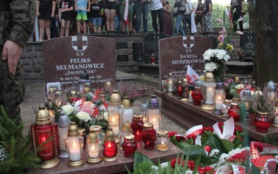 Groby "Inki" i "Zagończyka" znajdują się na gdańskim cmentarzu garnizonowym
