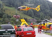 W akcji ratowniczej wykorzystano m.in. śmigłowce TOPR i Lotniczego Pogotowia Ratunkowego.