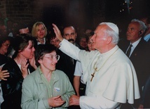 Uczcij setne urodziny Jana Pawła II i zrób coś dobrego