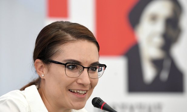 Młodzi Węgrzy swoją przyszłość widzą w rodzinie