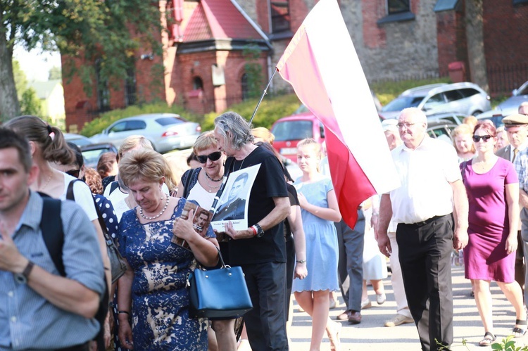 Pogrzeb Wiesława Budzika ps. "Roland"