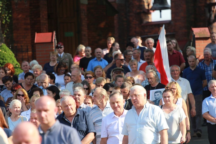 Pogrzeb Wiesława Budzika ps. "Roland"