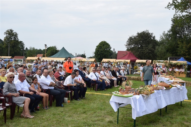 Gminne dożynki w Żelaźnie