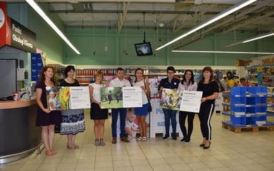 Stalowa Wola, Tesco. Laureaci programu.