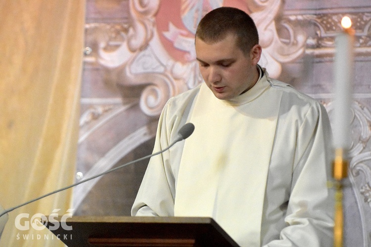 Łukasz Ladra odbędzie praktyki w parafii pw. Maryi Matki Kościoła w Dzierżoniowie.