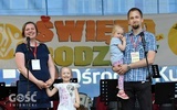 Justyna i Paweł Dochniakowie przez dwa lata na zakończenie Marszu dla Życia i Rodziny organizowali Święto Rodziny.