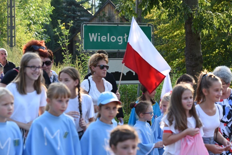 Droga Krzyżowa na górę Kożuch