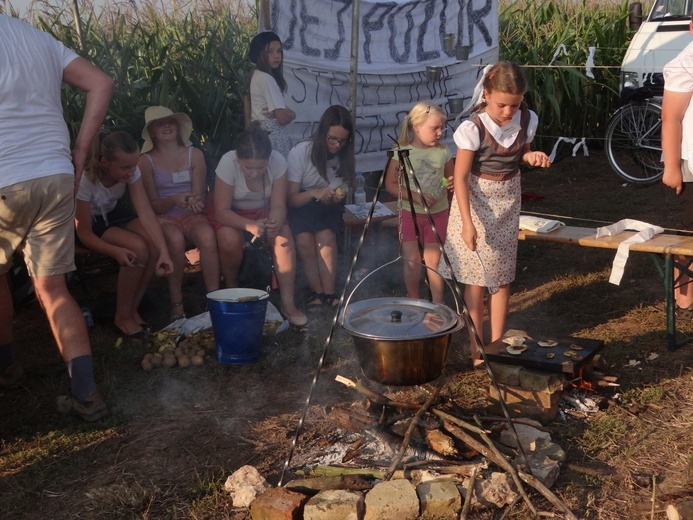 Piknik historyczny "Różne drogi wolności"