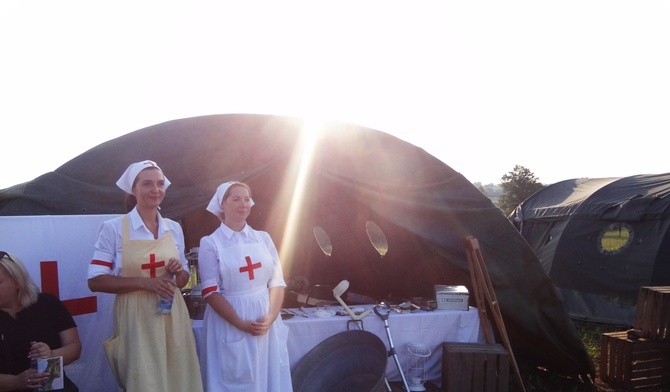 Kochanowice. Piknik historyczny "Różne drogi wolności"