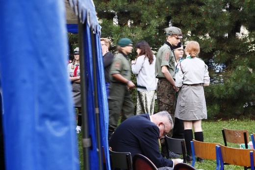 Apel Pamięci nad grobami westerplatczyków w Gliwicach