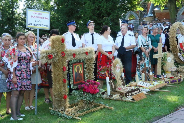 Uroczystości odpustowe w Wąwolnicy