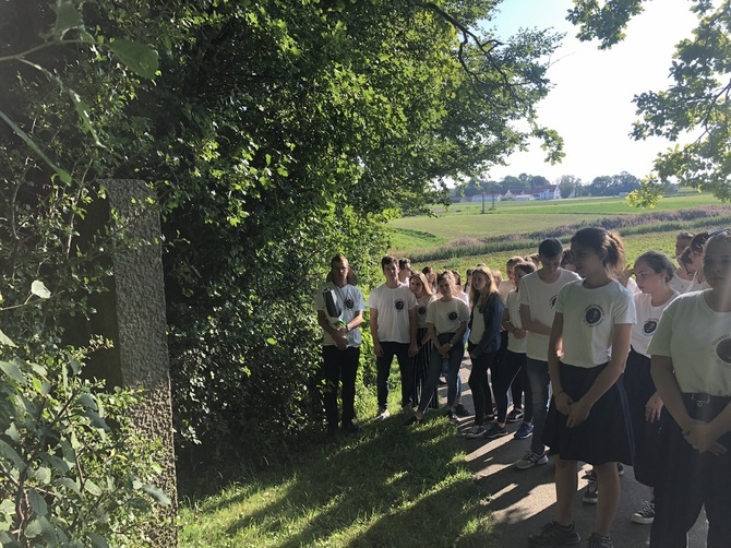 Pielgrzymka stypendystów Funduszu im. bł. ks. Szramka do Dachau