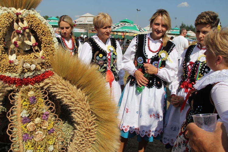 Dożynki wojewódzkie w Zakliczynie