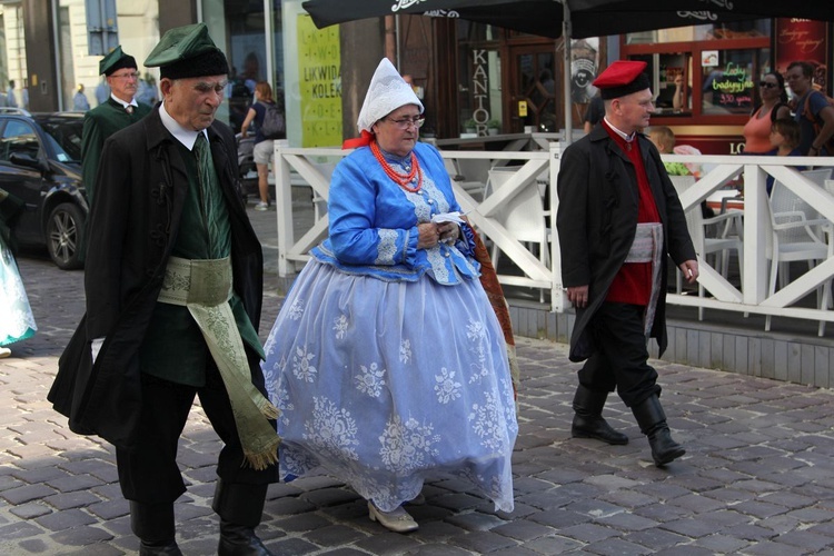 Ze św. Melchiorem w Cieszynie ponad granicami - procesja 2019