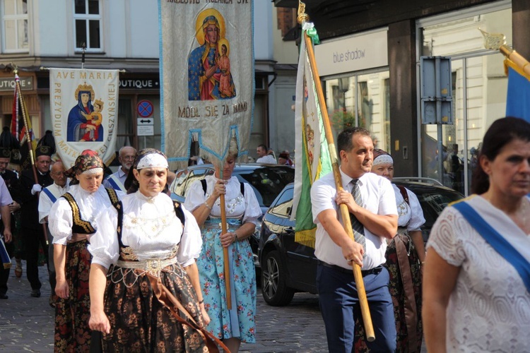 Ze św. Melchiorem w Cieszynie ponad granicami - procesja 2019