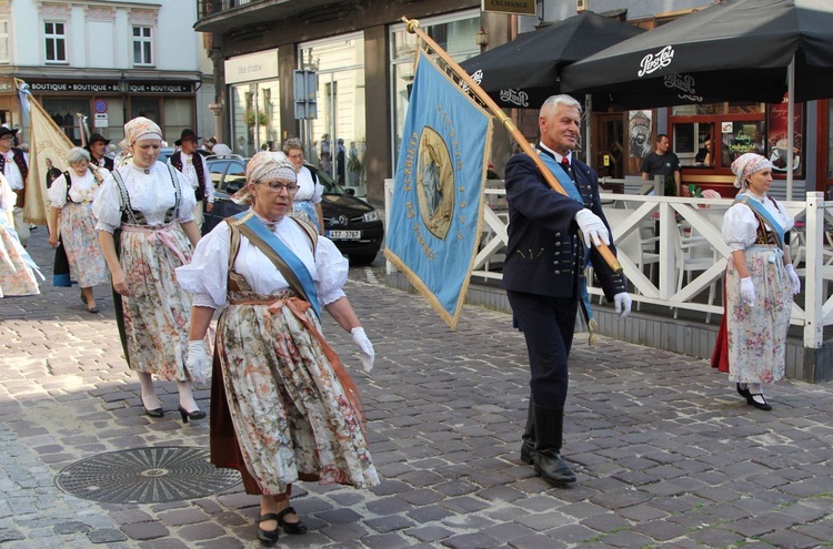 Ze św. Melchiorem w Cieszynie ponad granicami - procesja 2019