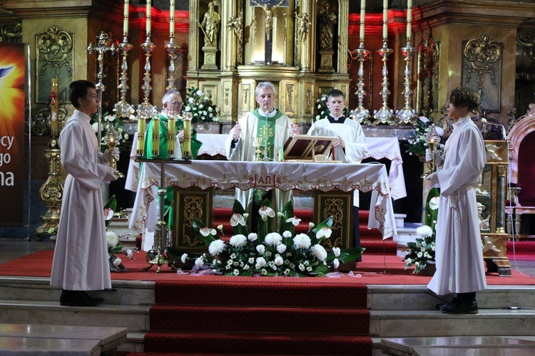 Rozpoczęcie roku w liceum urszulańskim