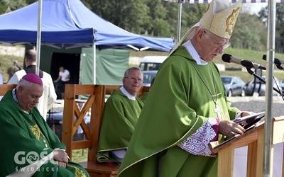 W uroczystościach w Gross-Rosem wzięli udział biskupi z Legnicy i Świdnicy.
