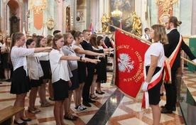 Ślubowanie uczniów klas I.