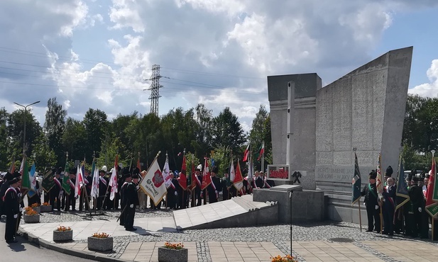 Jastrzębie-Zdrój. Uroczystości 39. rocznicy podpisania Porozumienia Jastrzębskiego z udziałem premiera