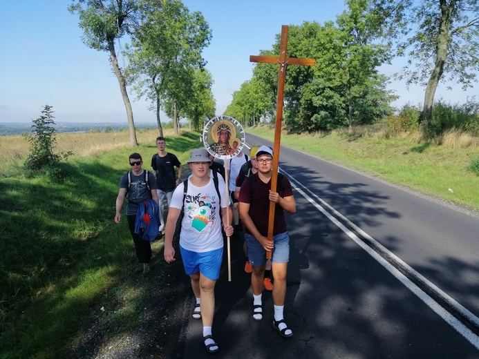 Klerycka pielgrzymka doszła na Jasną Górę