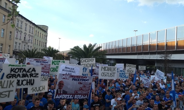 Chorzów: Manifest kibiców dotyczący budowy nowego stadionu przy Cichej