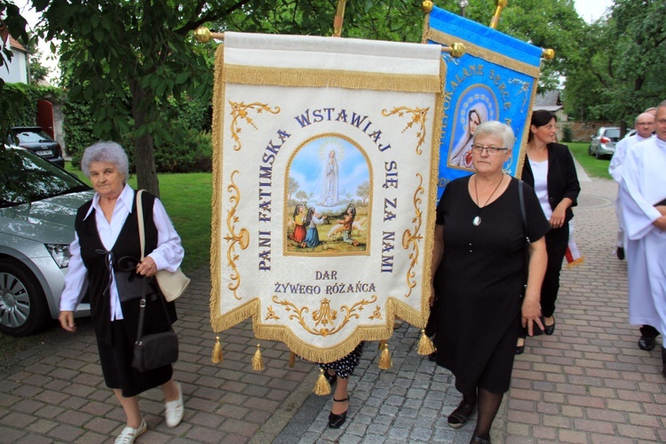 Wprowadzenie relikwii św. Walentego w Łączniku