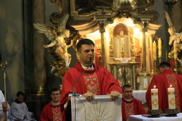 Wprowadzenie relikwii św. Walentego w Łączniku