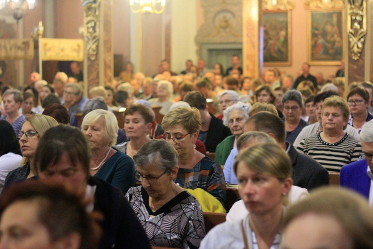 Wprowadzenie relikwii św. Walentego w Łączniku