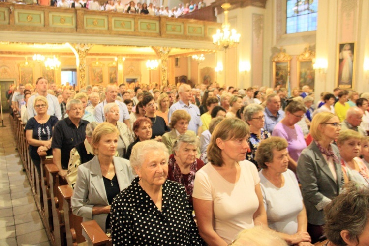 Wprowadzenie relikwii św. Walentego w Łączniku