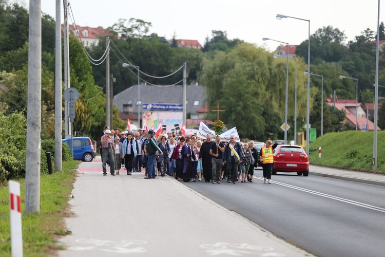 Pielgrzymują do Sulisławic