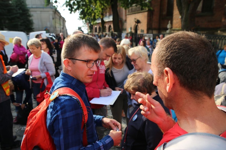 Pielgrzymują do Sulisławic