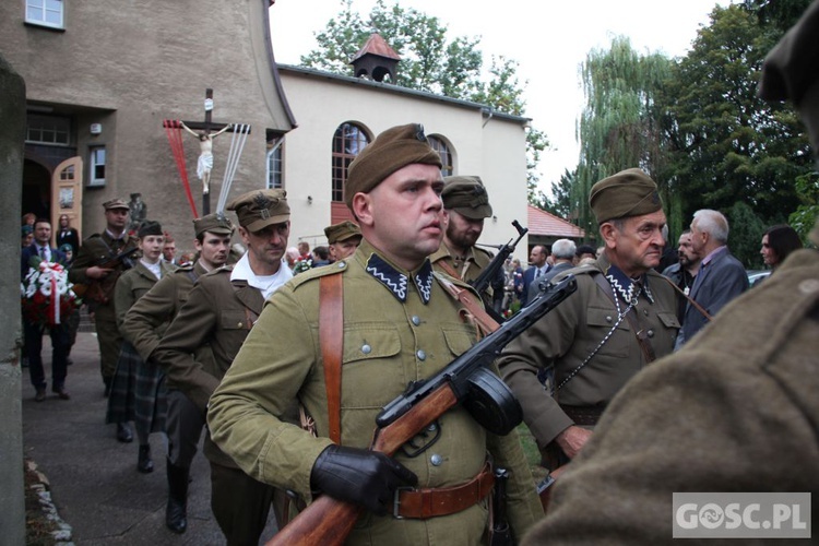 Odsłonięcie popiersi Żołnierzy Niezłomnych w Głogowie