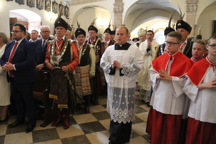 Bobowa. Błogosławieństwo odnowionego kościoła w 680. rocznicę lokacji miasta