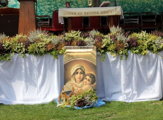 Sanktuarium szensztackie w Rokitnicy 
