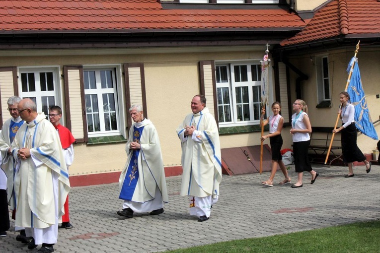 Sanktuarium szensztackie w Rokitnicy 