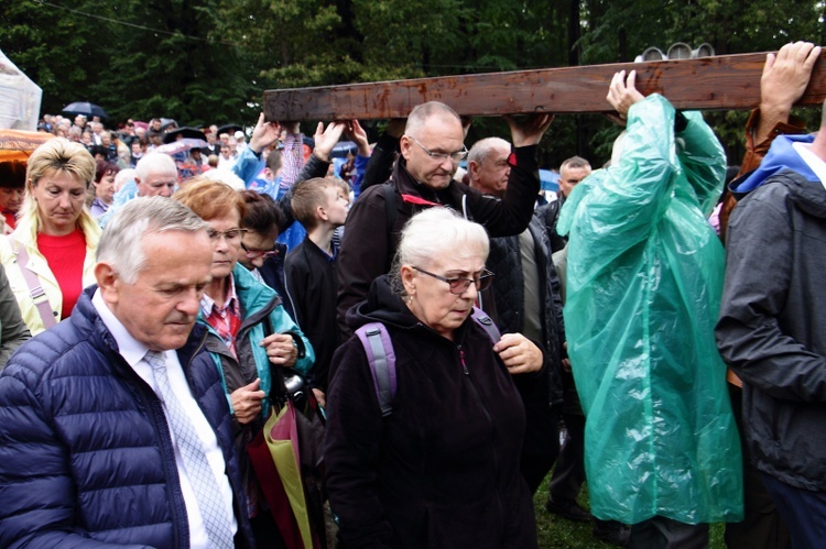 Pielgrzymka Rodzin do Kalwarii Zebrzydowskiej 2019 - Droga Krzyżowa