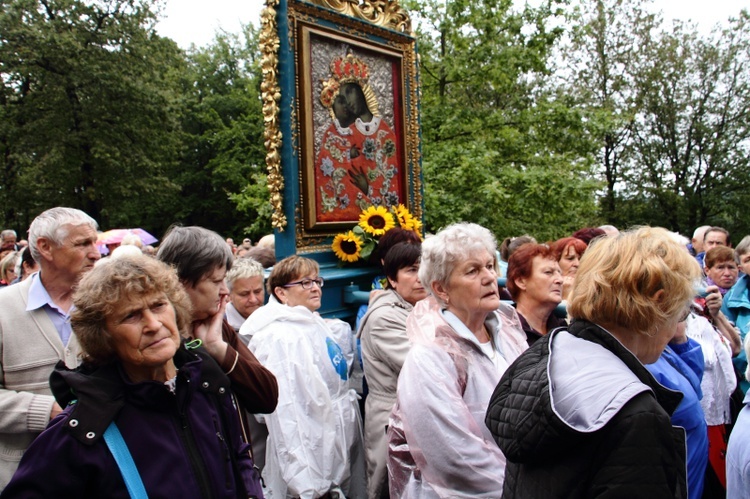 Pielgrzymka Rodzin do Kalwarii Zebrzydowskiej 2019 - Droga Krzyżowa