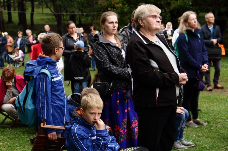 Pielgrzymka Rodzin do Kalwarii Zebrzydowskiej 2019 - Droga Krzyżowa